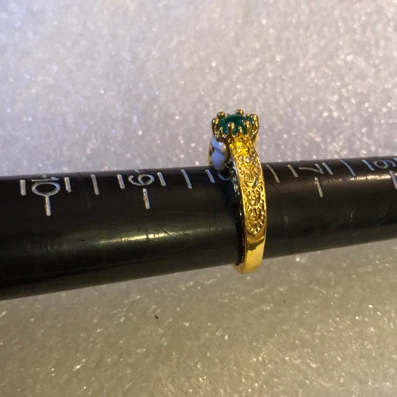 Asian gold plated ring - Picture 2 of 5